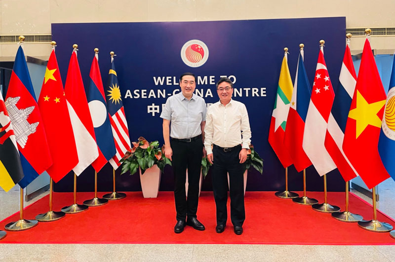 SG Shi Zhongjun Meets Vice Chairman Zhang Shaogang of China Council for the Promotion of International Trade